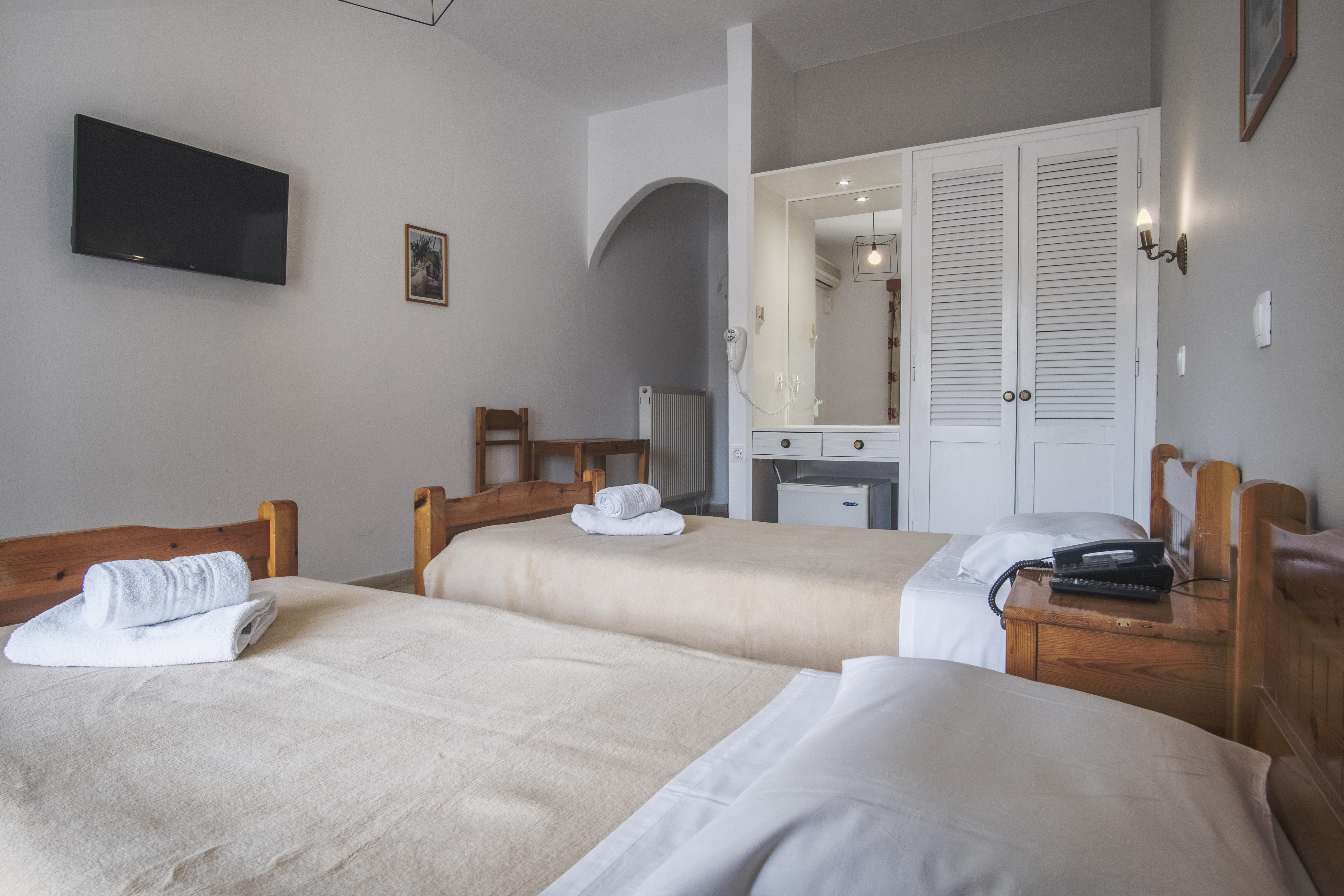 Iliada Hotel 3*